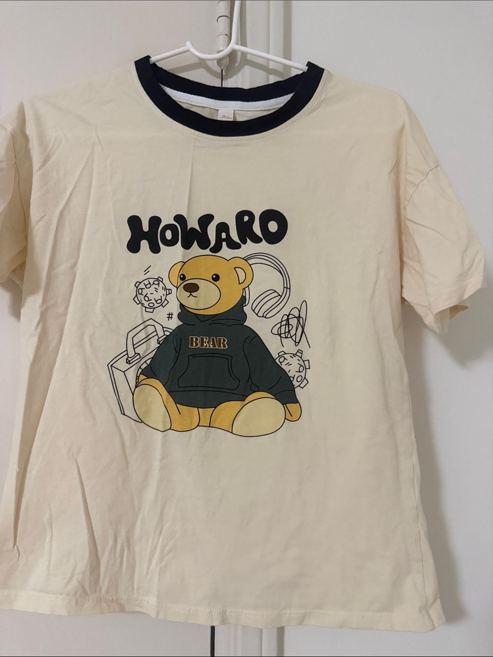 Unbranded Kids Cream T-Shirt with Bear Graphic